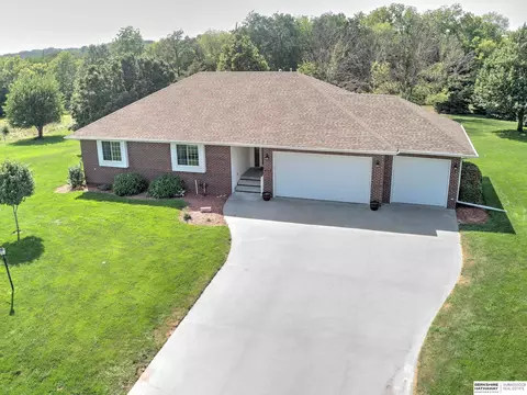 2947 Eagle Ridge Dr, Missouri Valley, IA 51555