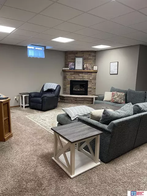 812 E 8th St, Stromsburg, NE 68666 photo 5