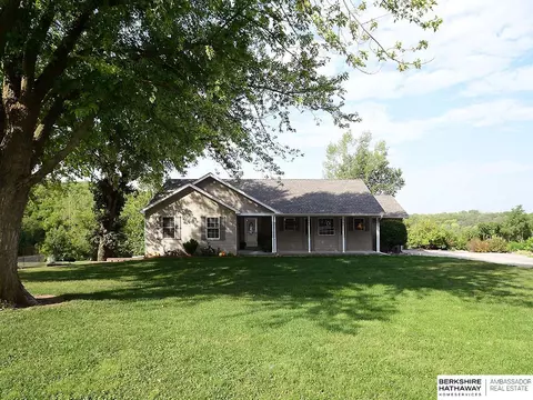 8816 N 36 St, Omaha, NE 68112