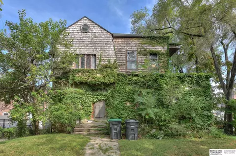 2226 Howard St, Omaha, NE 68102