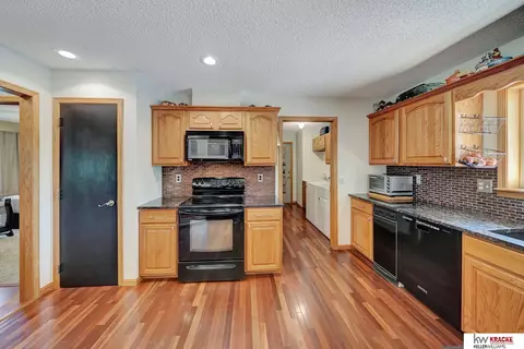 3947 E Hackberry Rd, Beatrice, NE 68310 photo 15