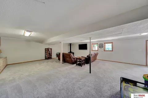 3947 E Hackberry Rd, Beatrice, NE 68310 photo 32