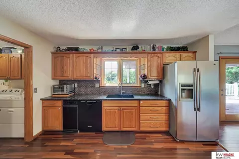 3947 E Hackberry Rd, Beatrice, NE 68310 photo 13