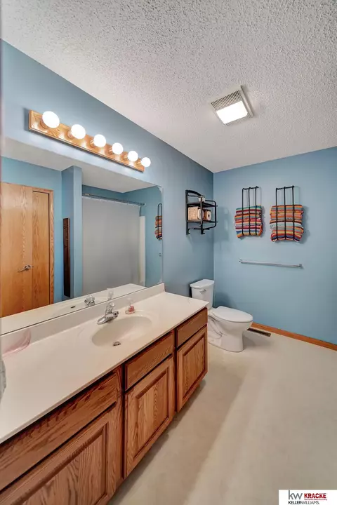 3947 E Hackberry Rd, Beatrice, NE 68310 photo 25