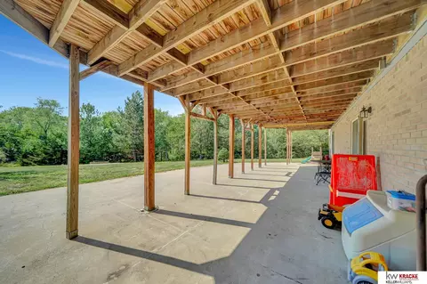 3947 E Hackberry Rd, Beatrice, NE 68310 photo 41