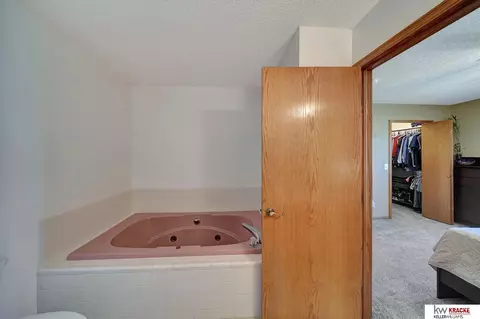 3947 E Hackberry Rd, Beatrice, NE 68310 photo 21