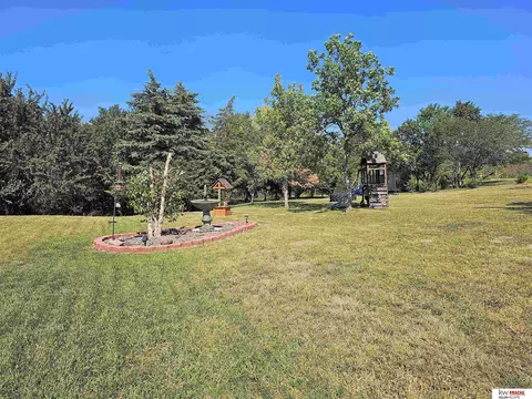 3947 E Hackberry Rd, Beatrice, NE 68310 photo 53