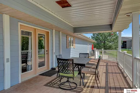 3947 E Hackberry Rd, Beatrice, NE 68310 photo 10