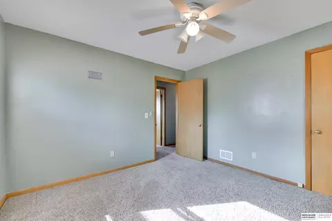 8308 Park Dr, Ralston, NE 68127 photo 33