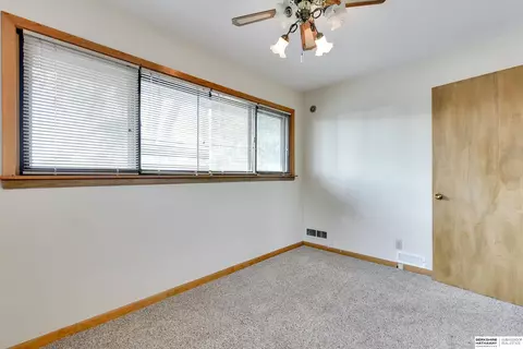 8308 Park Dr, Ralston, NE 68127 photo 31