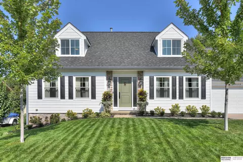 2433 N 134 St, Omaha, NE 68164