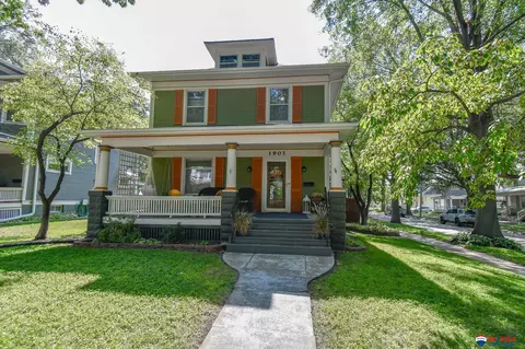 1901 Harwood St, Lincoln, NE 68502