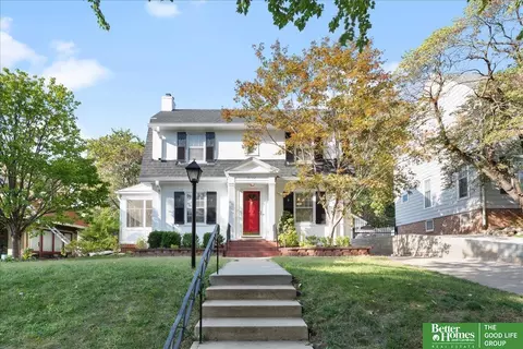 5112 Nicholas St, Omaha, NE 68132