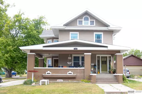 1003 N Lincoln Ave, York, NE 68467