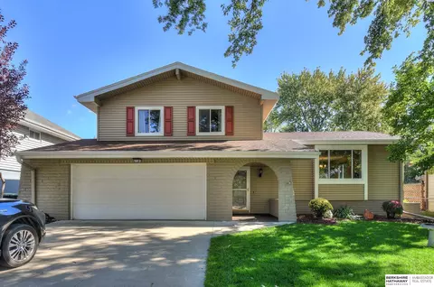 6521 S 142nd St, Omaha, NE 68137