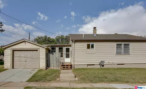 4301 Spaulding St, Omaha, NE 68111