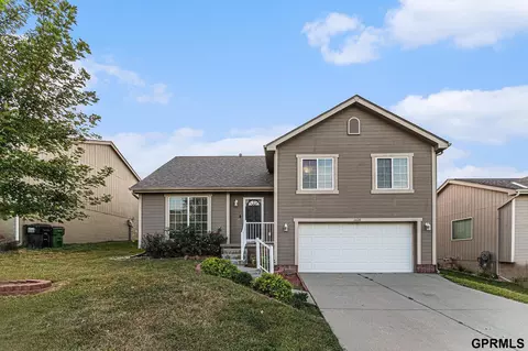 6620 N 149th Ave, Omaha, NE 68116