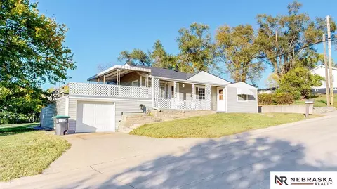 2803 N 83rd St, Omaha, NE 68134