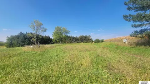 63572 725 Rd, Auburn, NE 68305