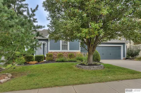 14760 Stone Ave, Omaha, NE 68116