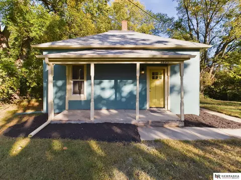 1821 Lincoln Ave, Plattsmouth, NE 68048