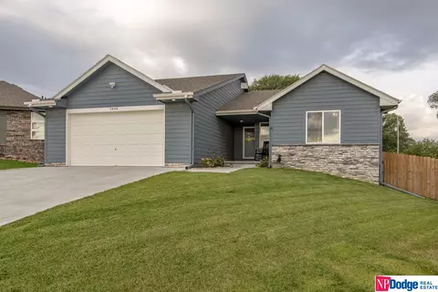 1446 Mount Hope Cir, Blair, NE 68008