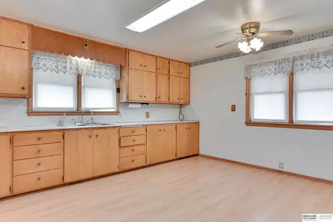 11312 Fairview Rd, Springfield, NE 68059 photo 6