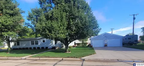110 E North St, Bradshaw, NE 68319
