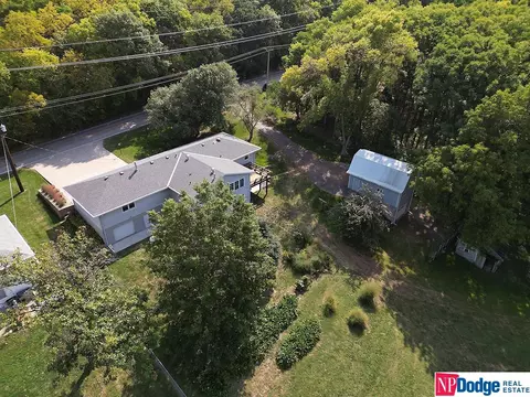 8804 N 60 St, Omaha, NE 68152