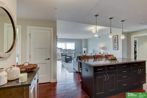 200 S 31 Ave #4506, Omaha, NE 68131