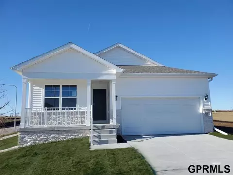 12612 S 204th Ave, Gretna, NE 68028