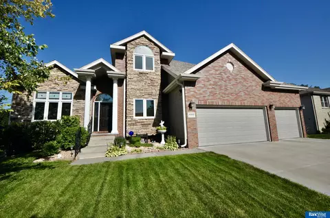 4848 S 75 St, Lincoln, NE 68516