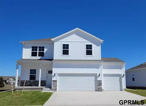 8410 S 183rd Ave, Gretna, NE 68136
