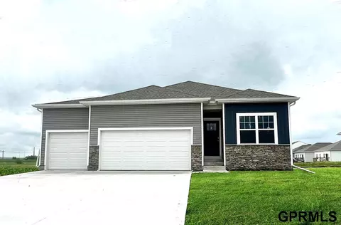 8404 S 184th St, Gretna, NE 68136