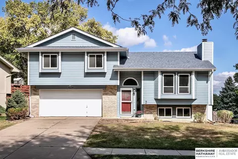 4663 S 148 St, Omaha, NE 68137