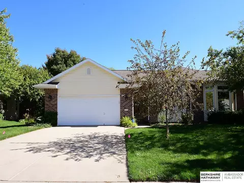 13820 Sahler St, Omaha, NE 68164