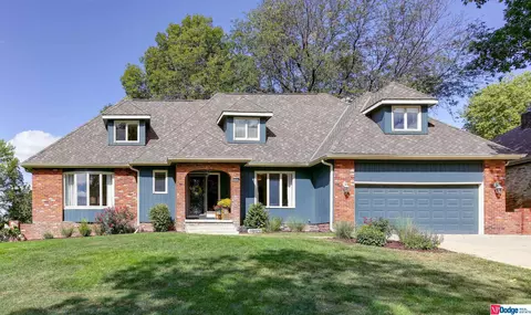 11830 Washington Plz, Omaha, NE 68137