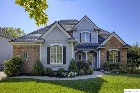 17305 Harney St, Omaha, NE 68118