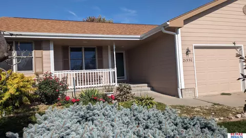 21930 Granada St, Gretna, NE 68028