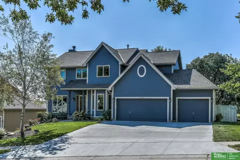 17531 Madison St, Omaha, NE 68135