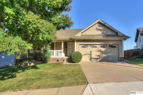 4613 N 126 St, Omaha, NE 68164