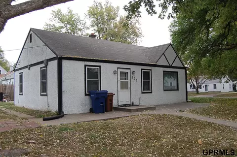 108 E Sarpy Ave, Bellevue, NE 68005