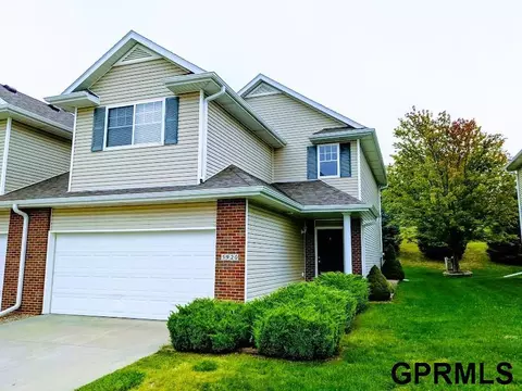 5920 NW 14th Ct, Lincoln, NE 68521