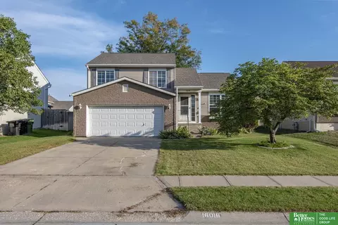 16016 Robin Dr, Omaha, NE 68136