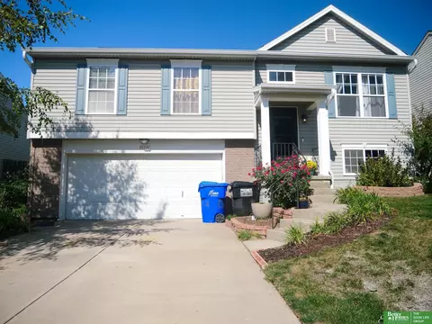 15340 Davidson St, Bennington, NE 68007