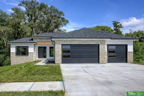 4411 S 202nd St, Omaha, NE 68135