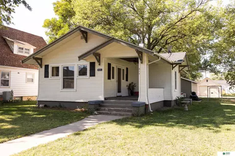 615 N York Ave, York, NE 68467