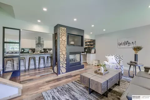 20825 Corral Rd, Omaha, NE 68022