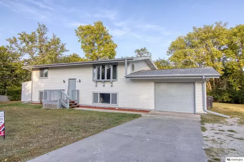 911 A St, Plattsmouth, NE 68048