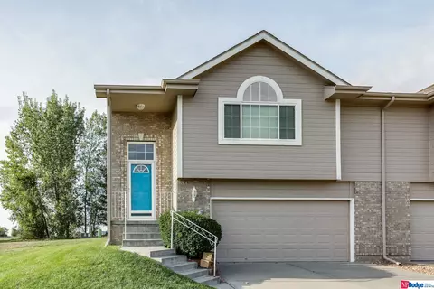 17553 George Miller Pkwy, Omaha, NE 68116